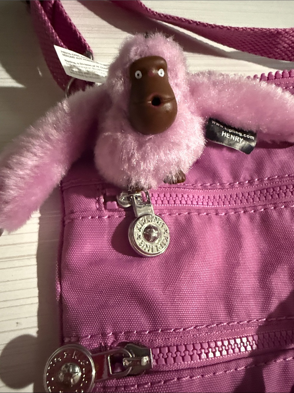 Kipling Keiko crossbody bag w/adjustable strap and a matching pink monkey $64 - Picture 2 of 8